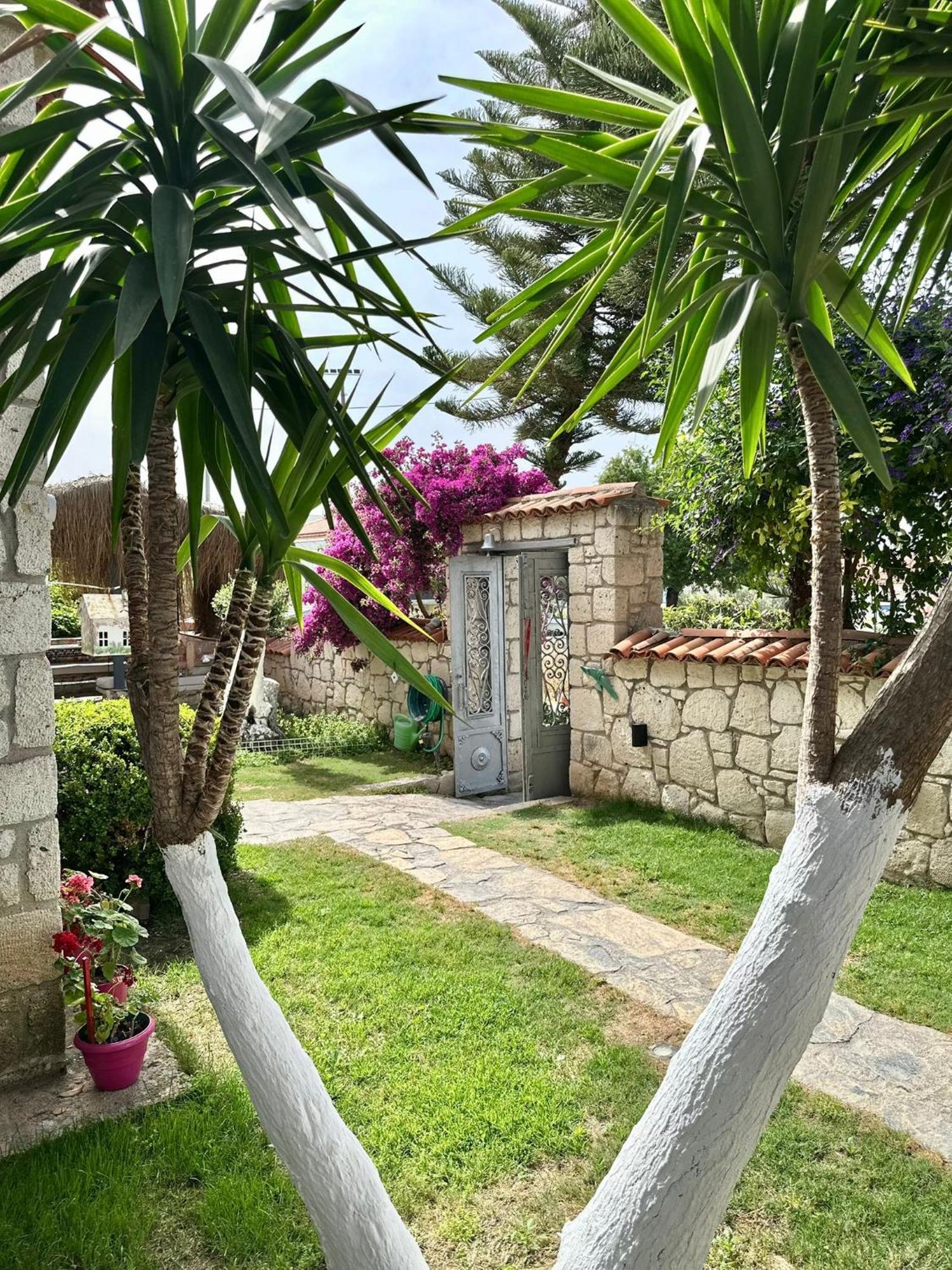 Aisem By Hire Hotel Alacati Exterior photo