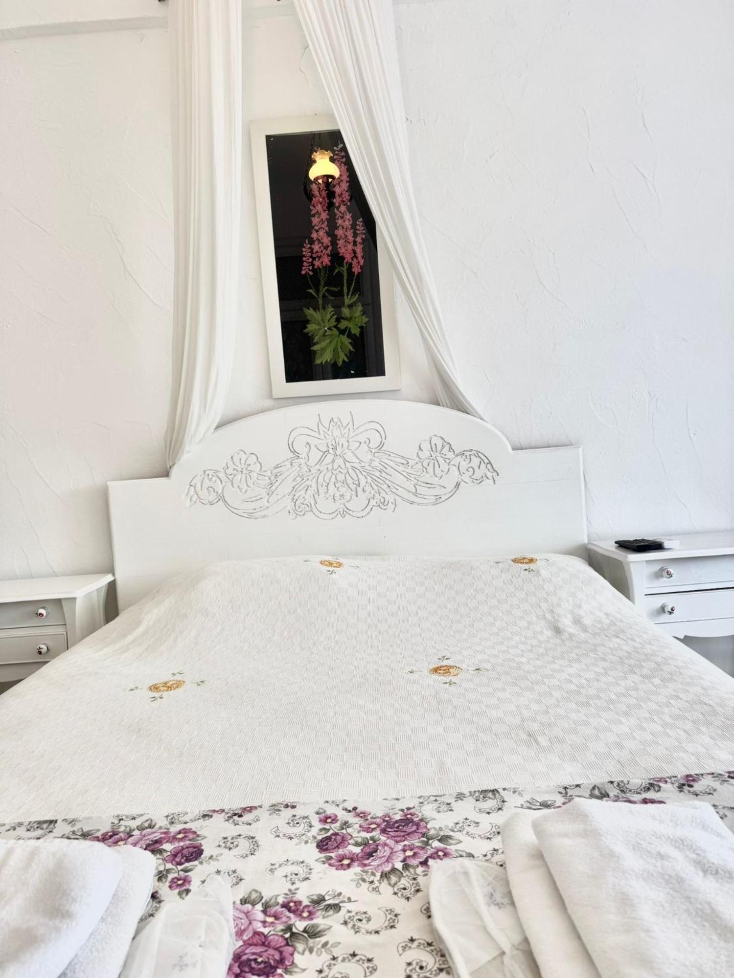 Aisem By Hire Hotel Alacati Exterior photo